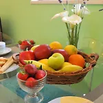 Casa Bianca Orange 가이오스