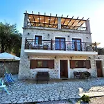 Casa Bianca Orange 아파트 가이오스